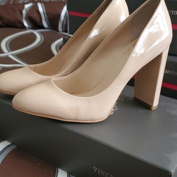 Vince camuto pumps - Picture 3 of 4